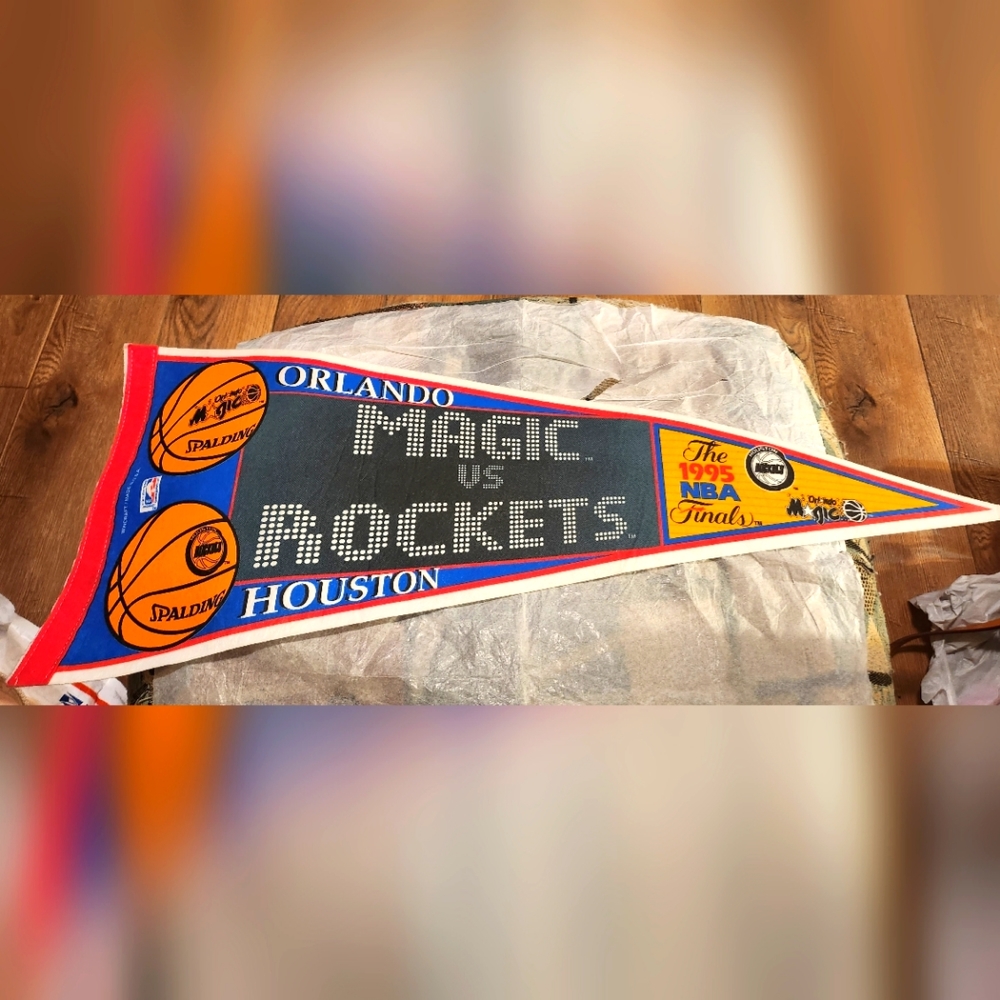 VINTAGE Wincraft 1995 NBA Finals Pennant Magic VS Rockets Made in USA